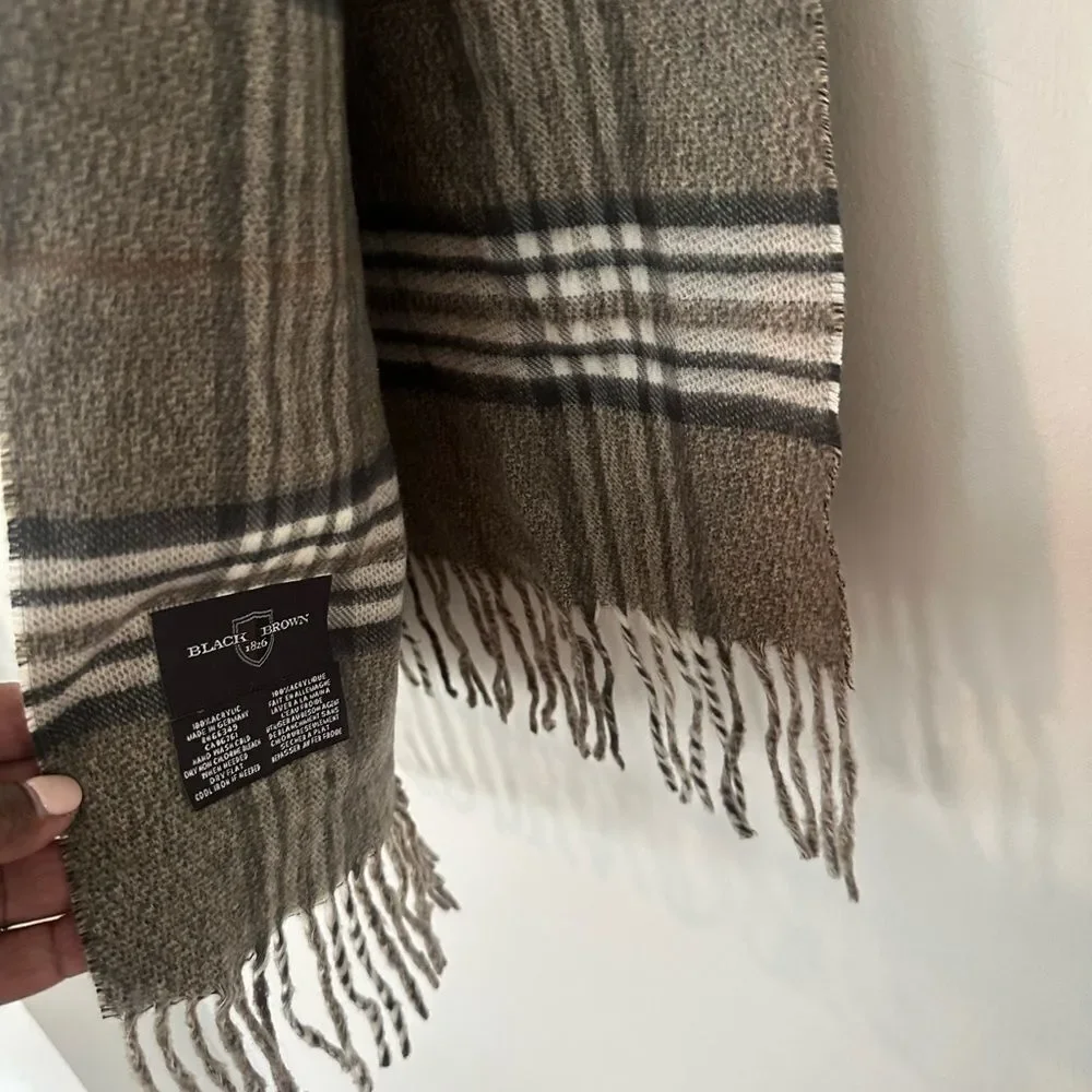 Black Brown 1826 Plaid Scarf